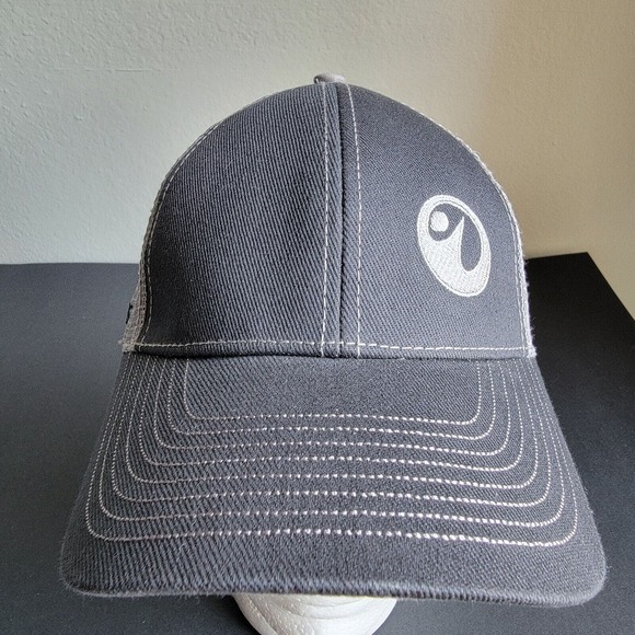 Body Outfitters Gray Trucker Hat Cap Mesh Personal Training Studio Strapback EUC - Picture 2 of 9